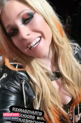 Latest Leaks Avril Lavigne Nude #937 - Fapello