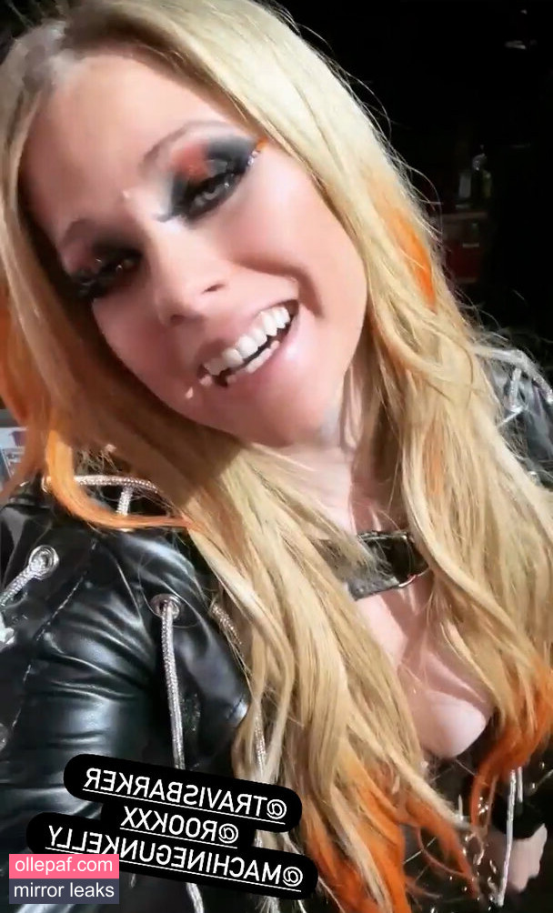 Latest Leaks Avril Lavigne Nude #939 - Fapello