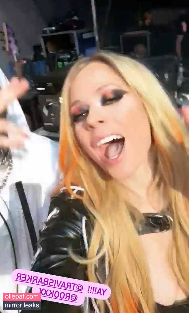 Latest Leaks Avril Lavigne Nude #941 - Fapello