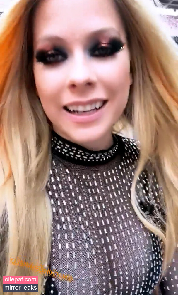 Latest Leaks Avril Lavigne Nude #948 - Fapello
