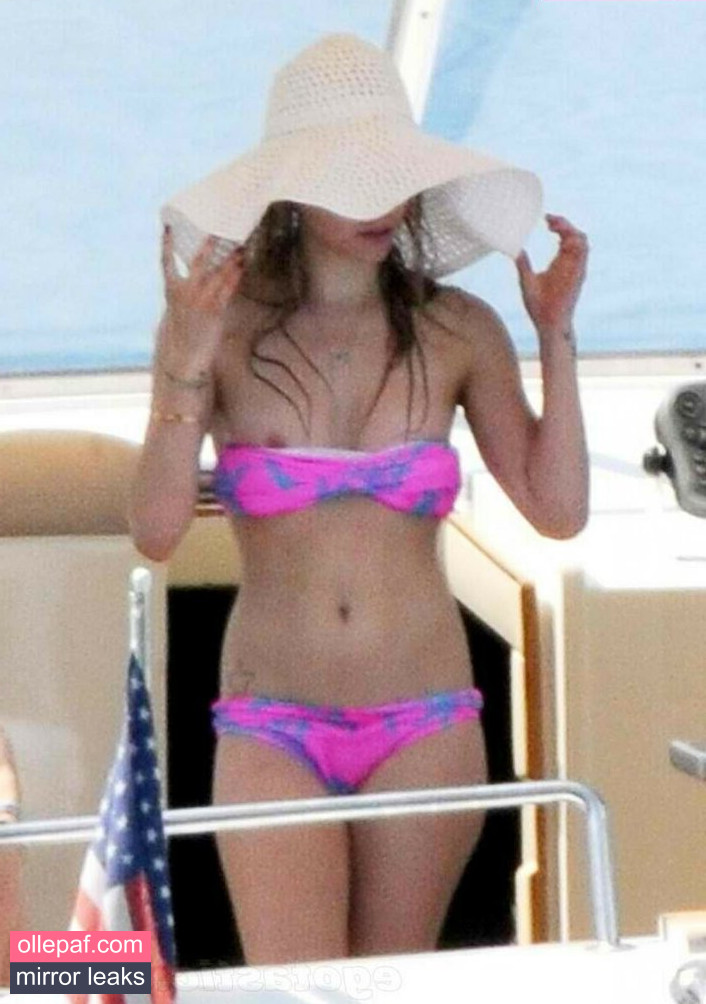 Latest Leaks Avril Lavigne Nude #960 - Fapello