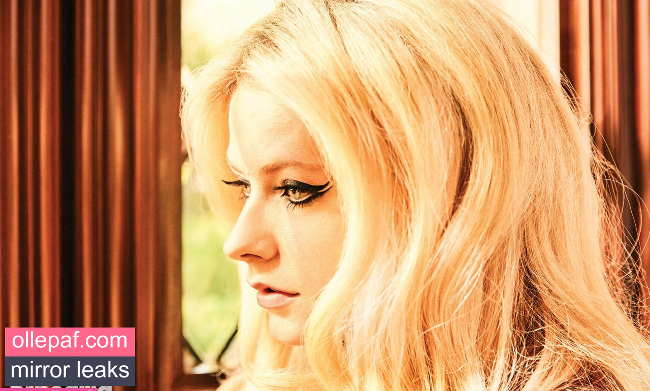 Latest Leaks Avril Lavigne Nude #1000 - Fapello