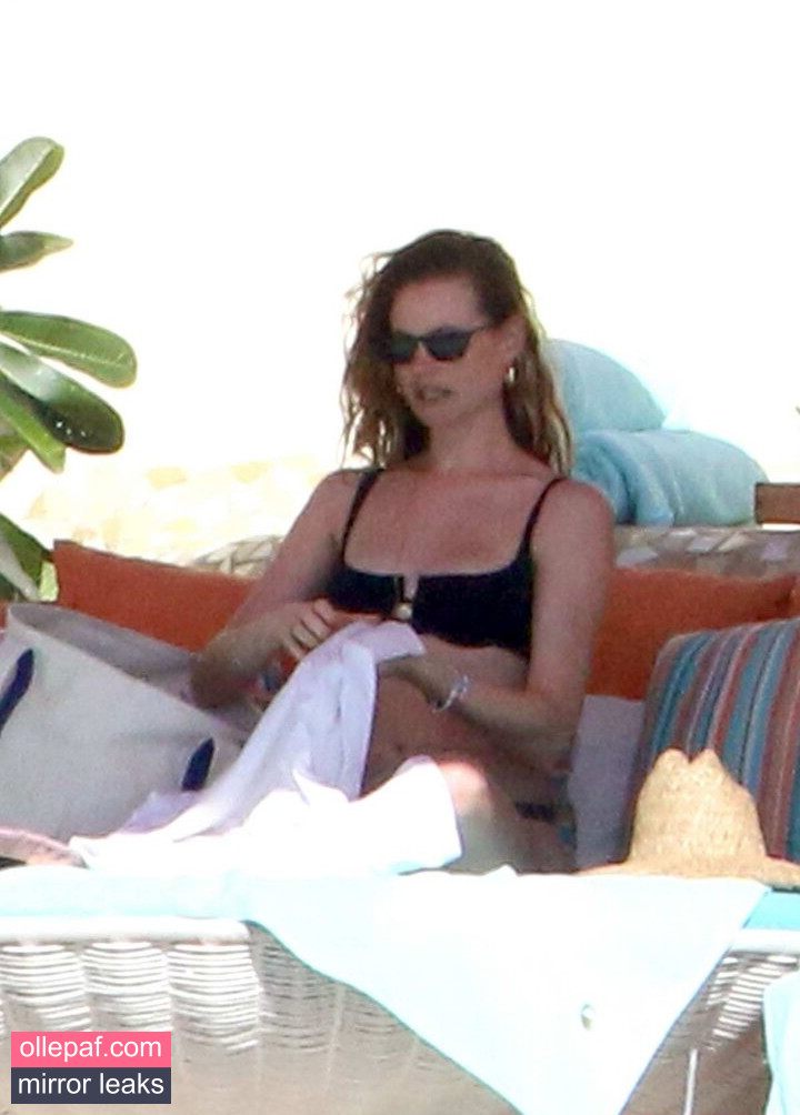 Latest Leaks Behati Prinsloo Nude #17 - Fapello