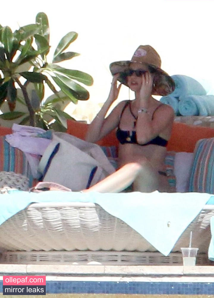 Latest Leaks Behati Prinsloo Nude #18 - Fapello
