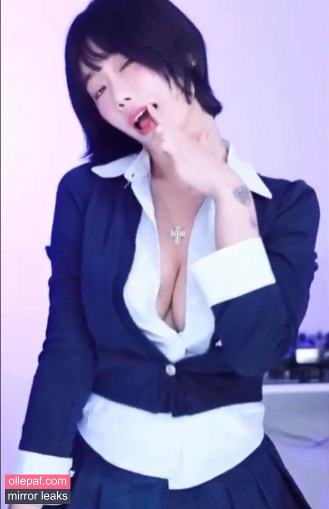Latest Leaks Berry Nude #338 - Fapello