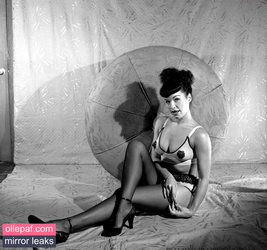 Latest Leaks Bettie Page Nude #123 - Fapello