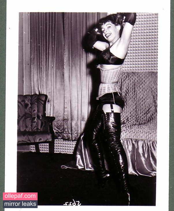 Latest Leaks Bettie Page Nude #141 - Fapello