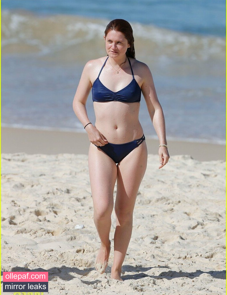 Latest Leaks Bonnie Wright Nude #14 - Fapello