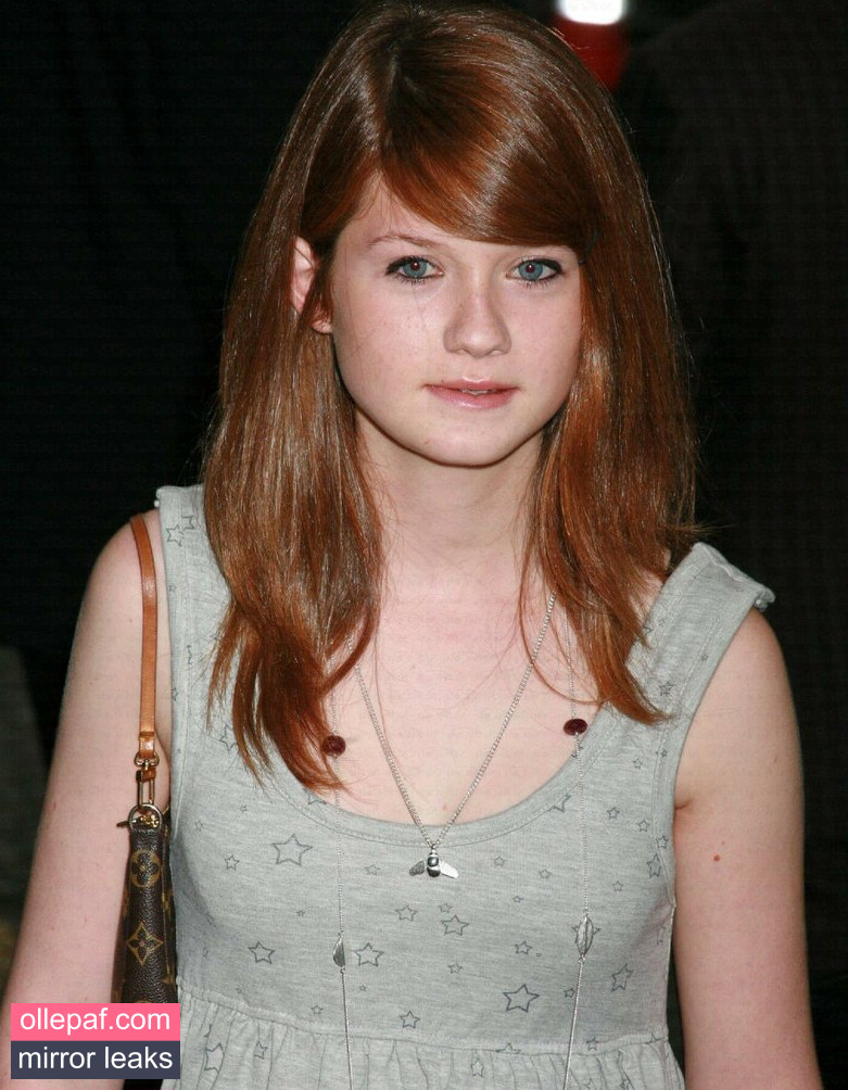 Latest Leaks Bonnie Wright Nude #22 - Fapello