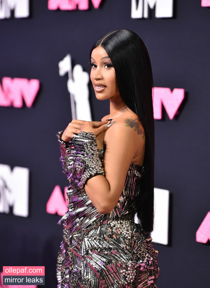 Latest Leaks Cardi B Nude #588 - Fapello
