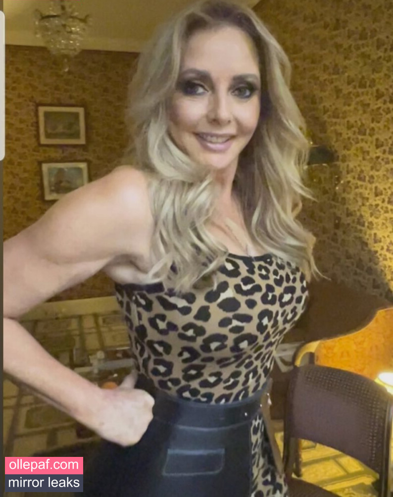 Carol Vorderman Nude Leaks OnlyFans #402 - Fapello