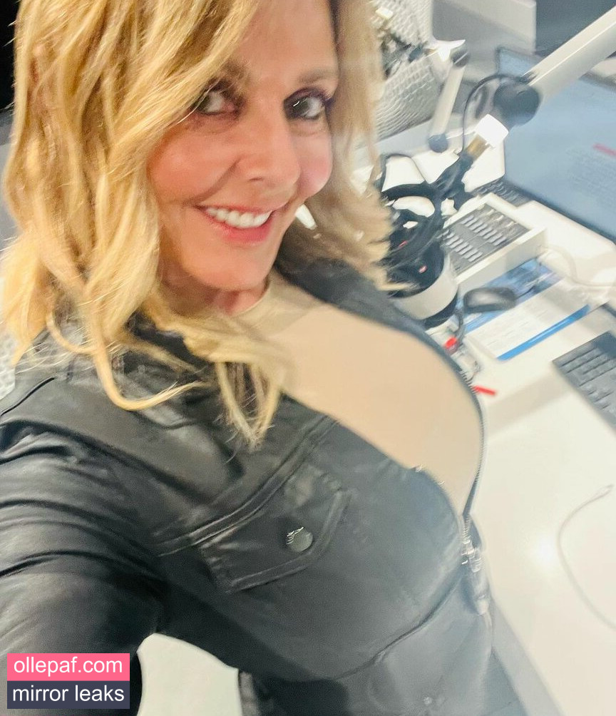 Carol Vorderman Nude Leaks OnlyFans #574 - Fapello