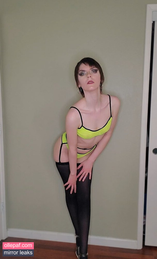 Latest Leaks Celestina Blooms Nude #575 - Fapello