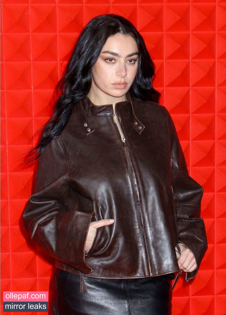 Latest Leaks Charli XCX Nude #868 - Fapello