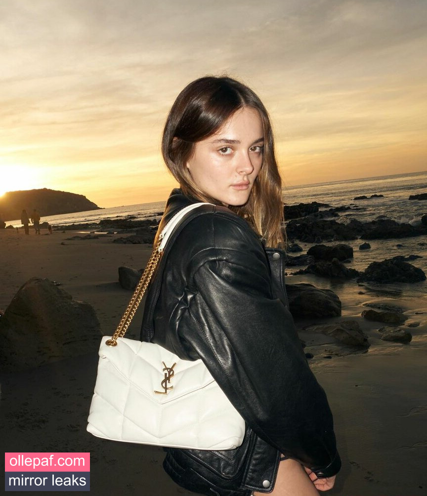 Latest Leaks Charlotte Lawrence Nude #559 - Fapello