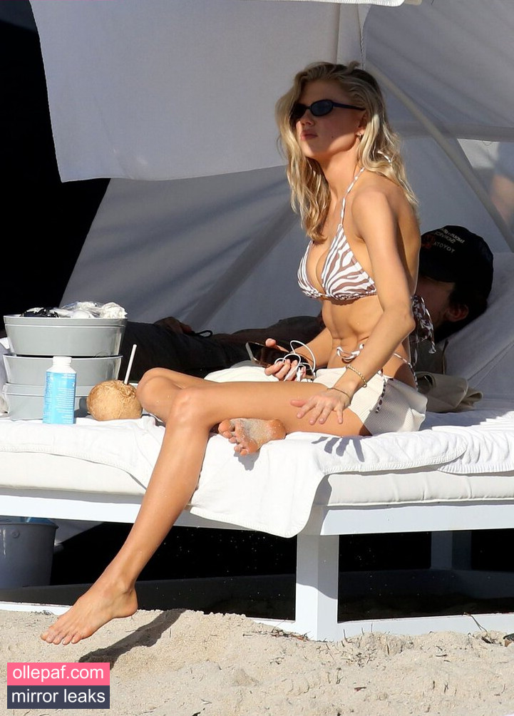Latest Leaks Charlotte McKinney Nude #342 - Fapello