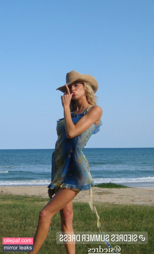 Latest Leaks Charlotte McKinney Nude #560 - Fapello