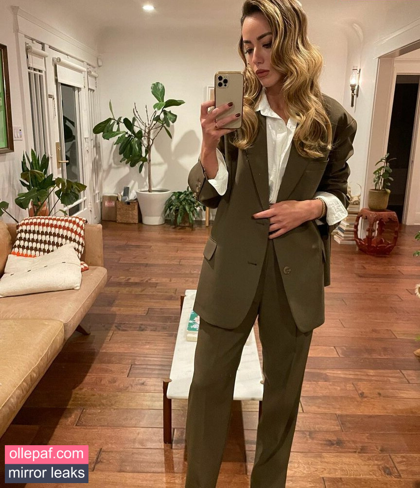 Latest Leaks Chloe Bennet Nude #372 - Fapello