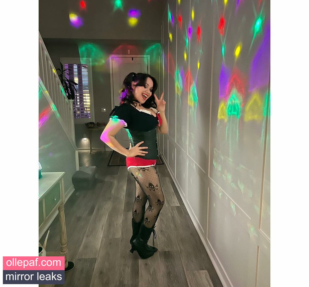 christina_jardine Nude Leaks OnlyFans - Fapello
