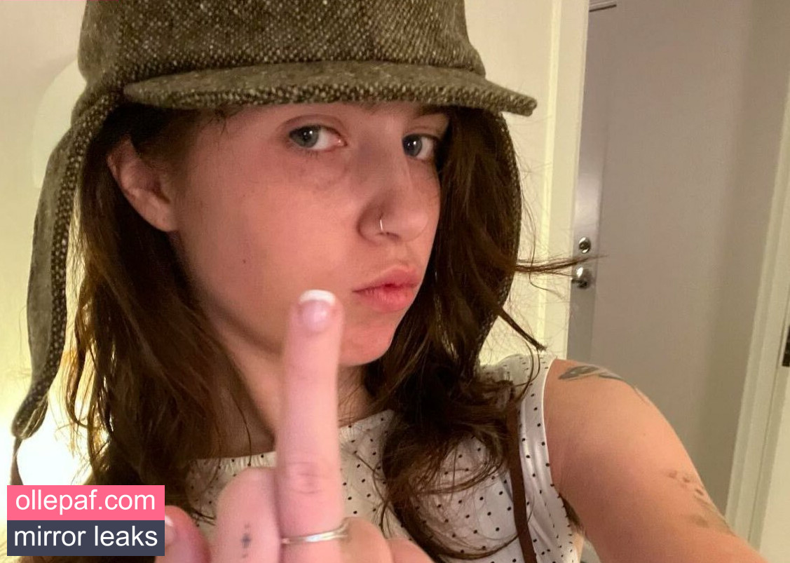 Clairo Nude Leaks OnlyFans #30 - Fapello