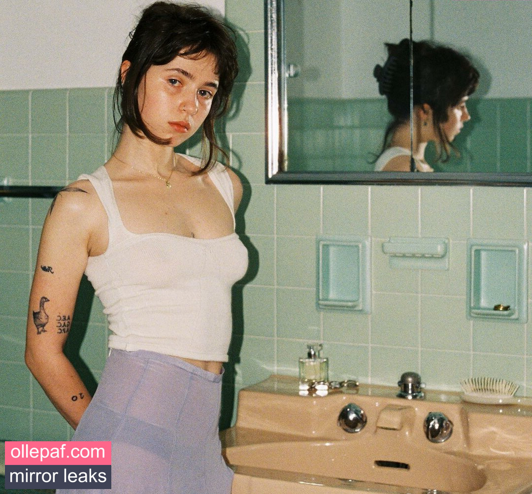 Clairo Nude Leaks OnlyFans #93 - Fapello