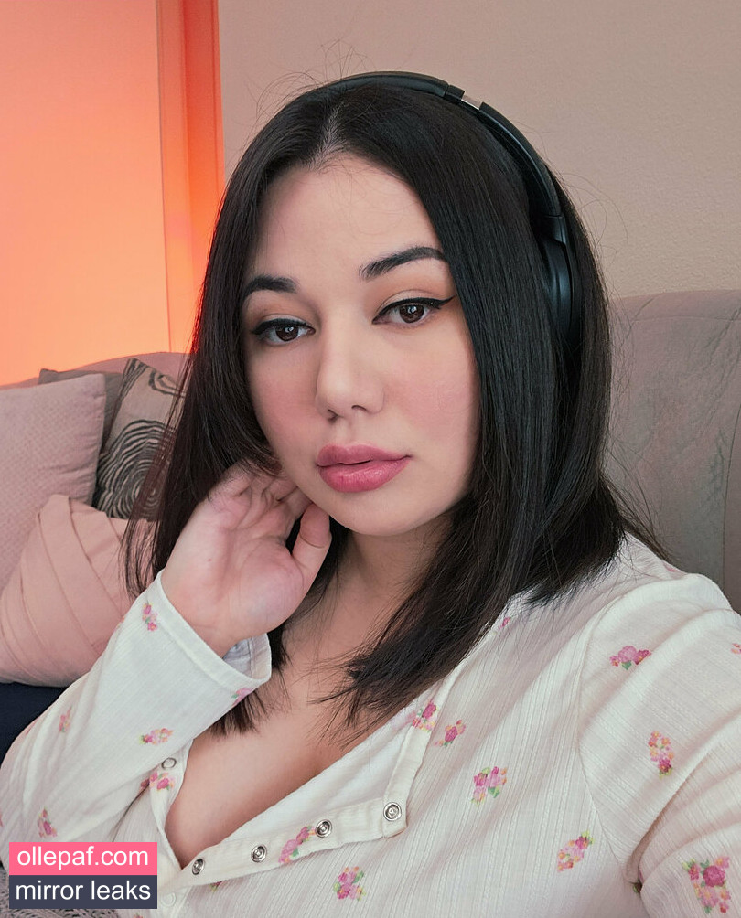 Latest Leaks couchqueenie Nude #148 - Fapello