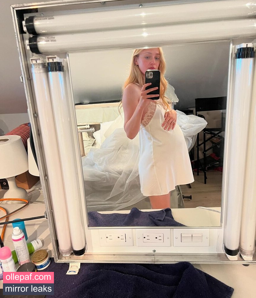 Dakota Fanning Nude Leaks OnlyFans #107 - Fapello