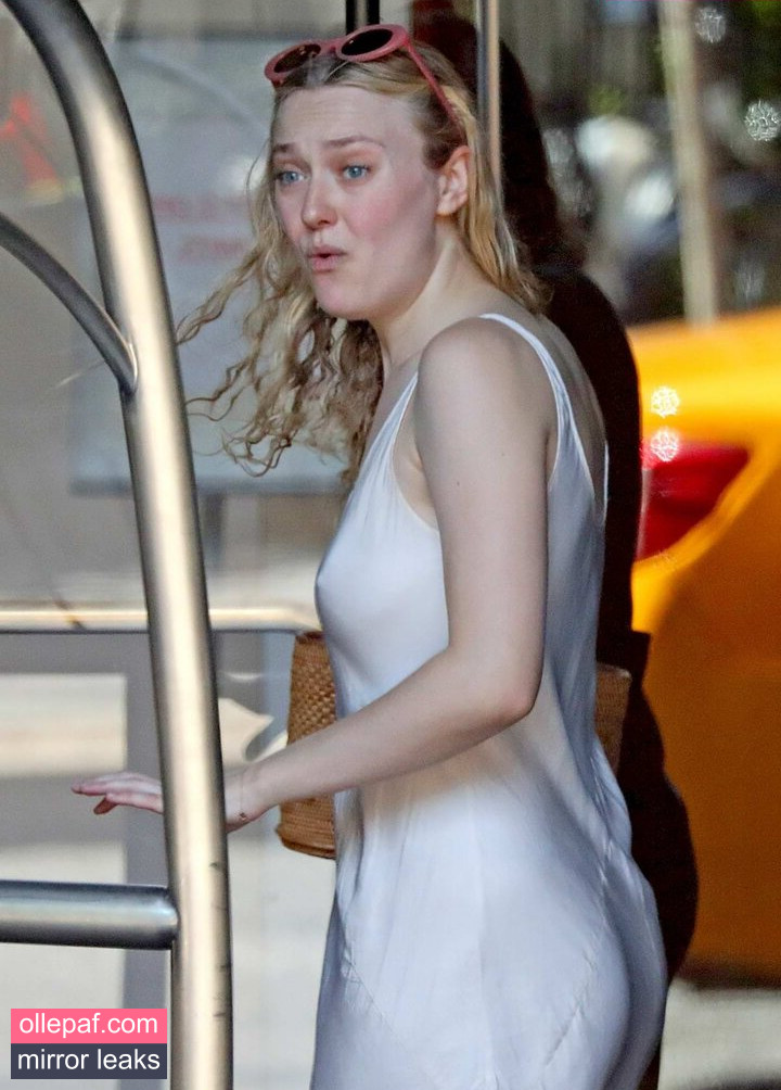 Dakota Fanning Nude Leaks OnlyFans #118 - Fapello