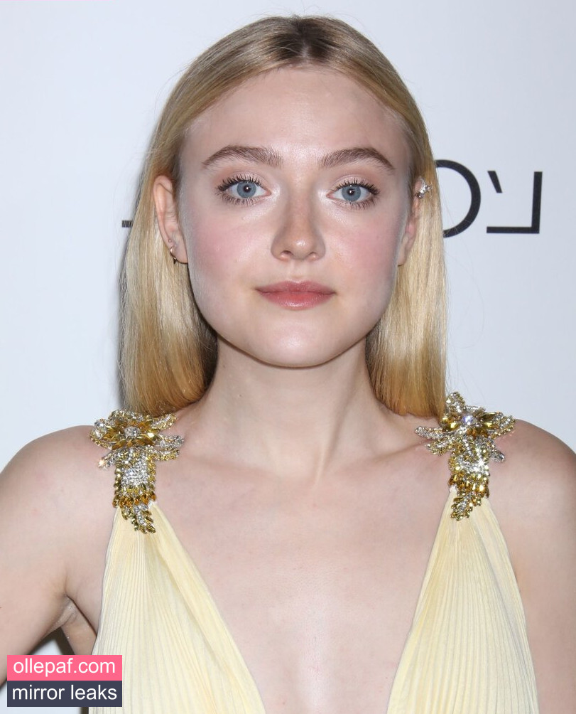 Dakota Fanning Nude Leaks OnlyFans #194 - Fapello