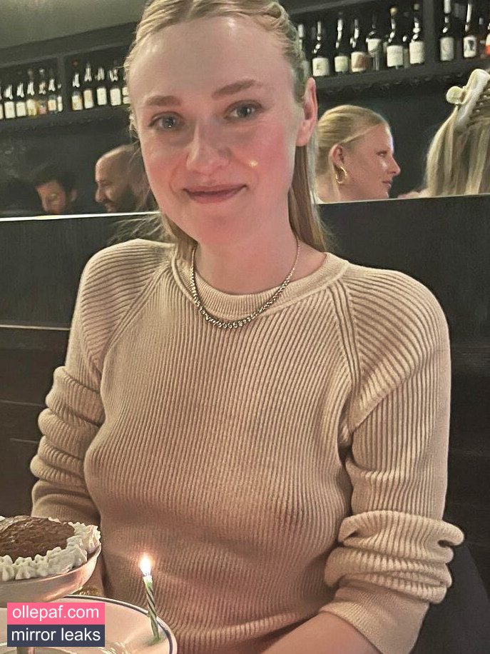 Latest Leaks Dakota Fanning Nude #285 - Fapello
