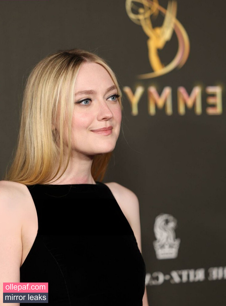 Dakota Fanning Nude Leaks OnlyFans #86 - Fapello