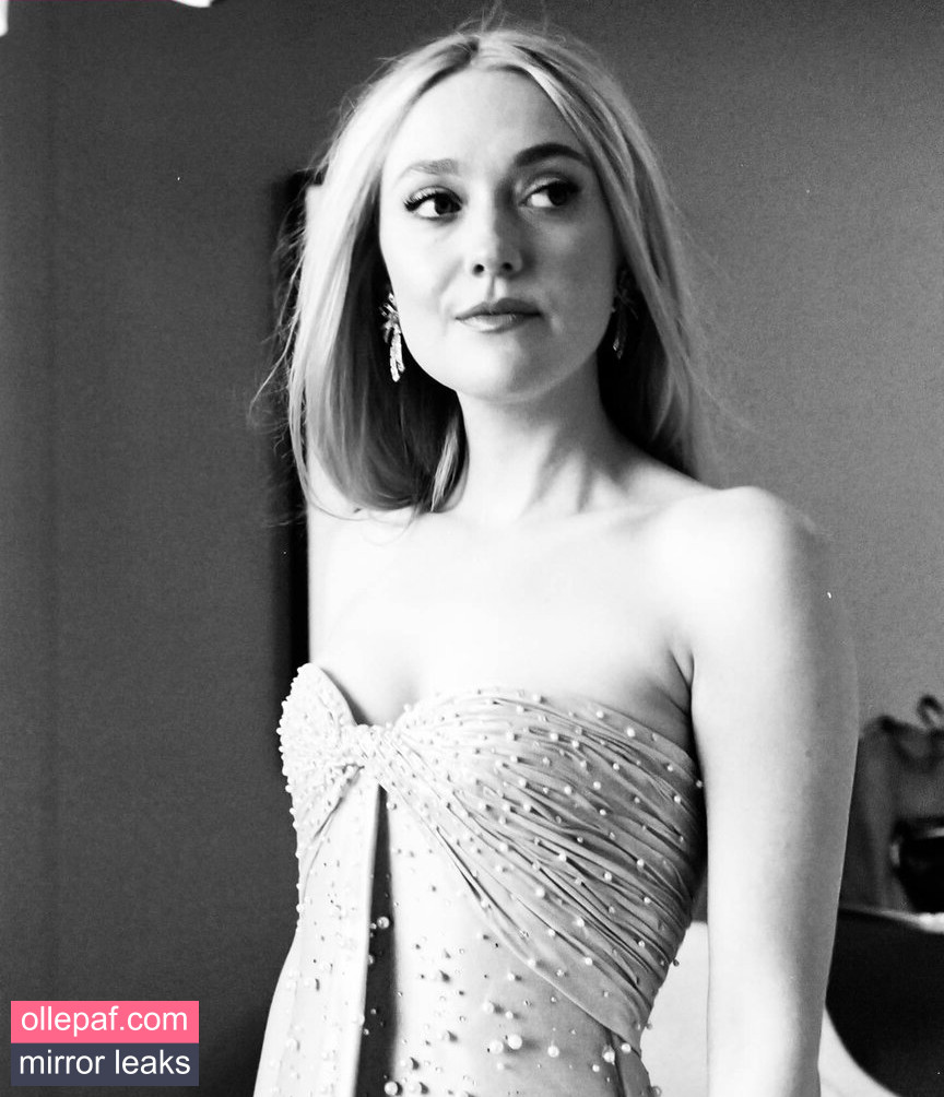 Dakota Fanning Nude Leaks OnlyFans #98 - Fapello