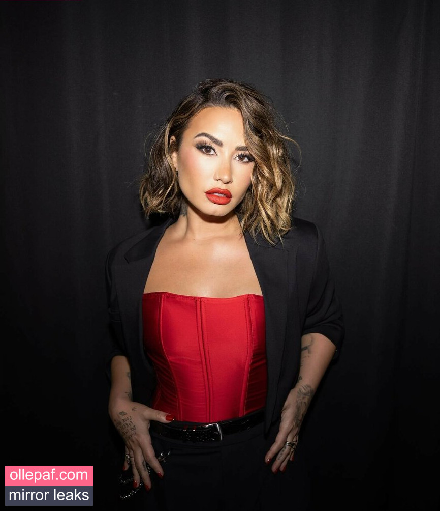 Latest Leaks Demi Lovato Nude #144 - Fapello