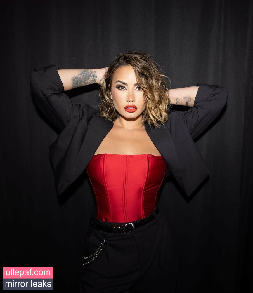 Latest Leaks Demi Lovato Nude #145 - Fapello