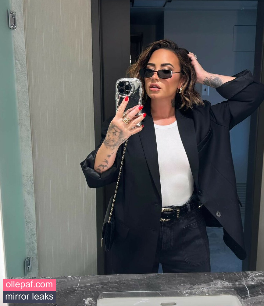 Latest Leaks Demi Lovato Nude #146 - Fapello