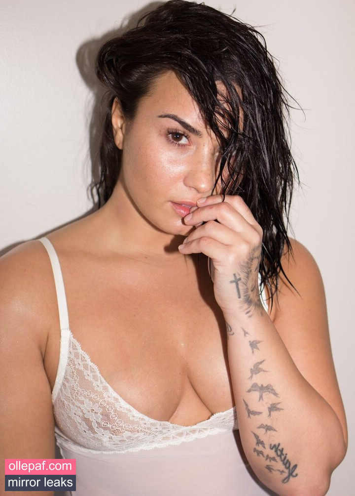 Latest Leaks Demi Lovato Nude #148 - Fapello