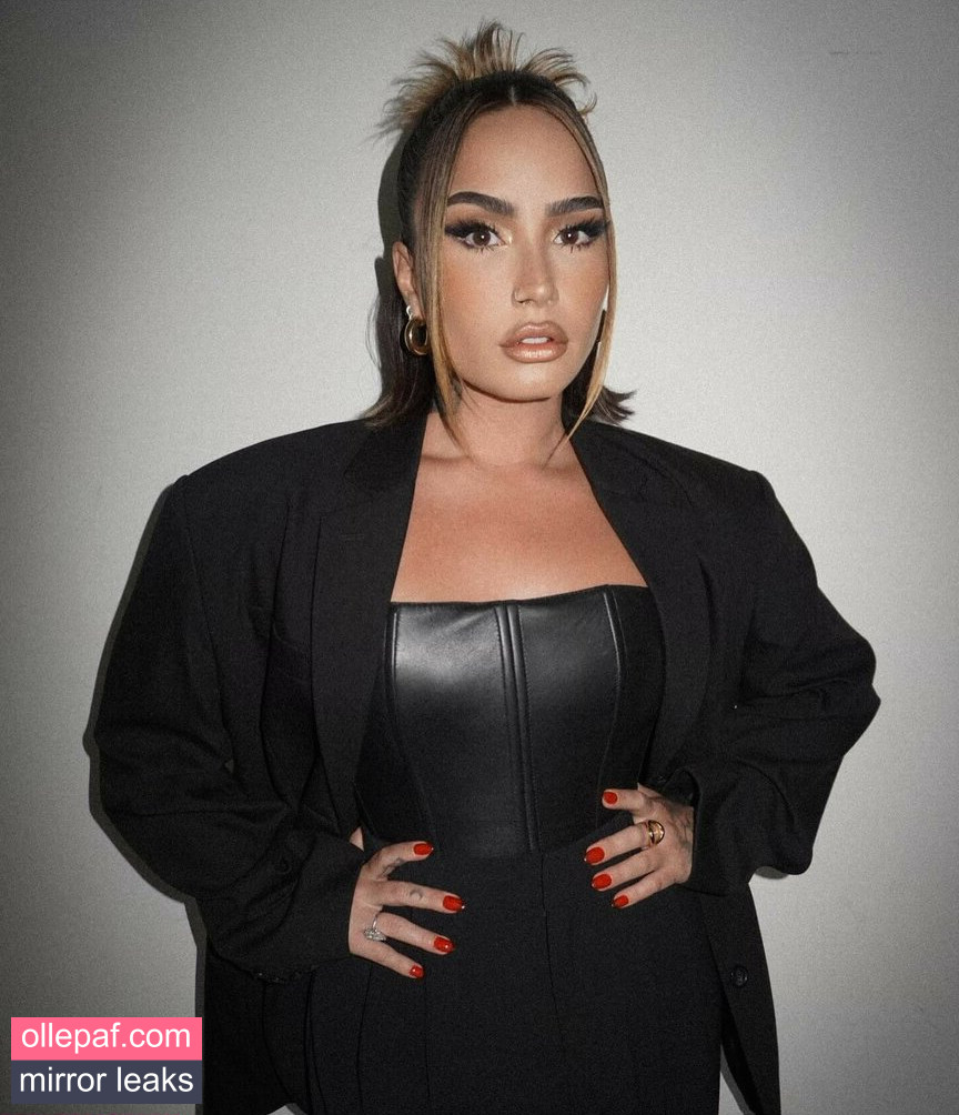 Latest Leaks Demi Lovato Nude #201 - Fapello