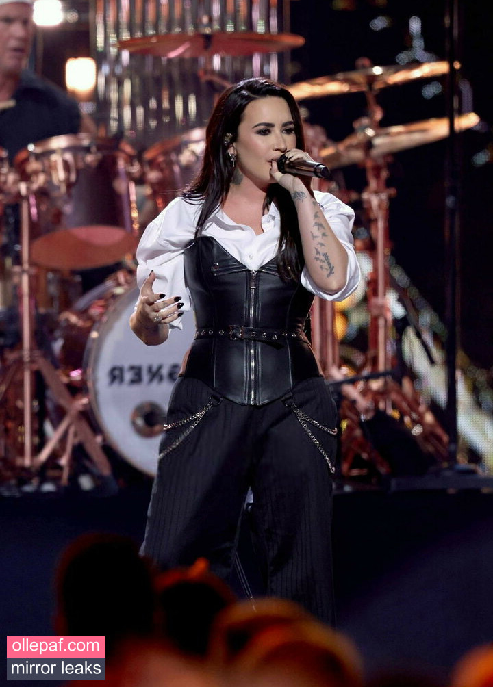 Latest Leaks Demi Lovato Nude #22 - Fapello