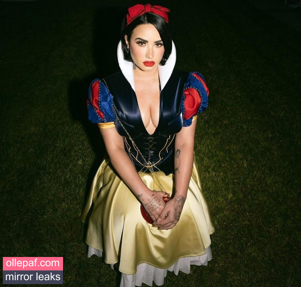 Latest Leaks Demi Lovato Nude #306 - Fapello