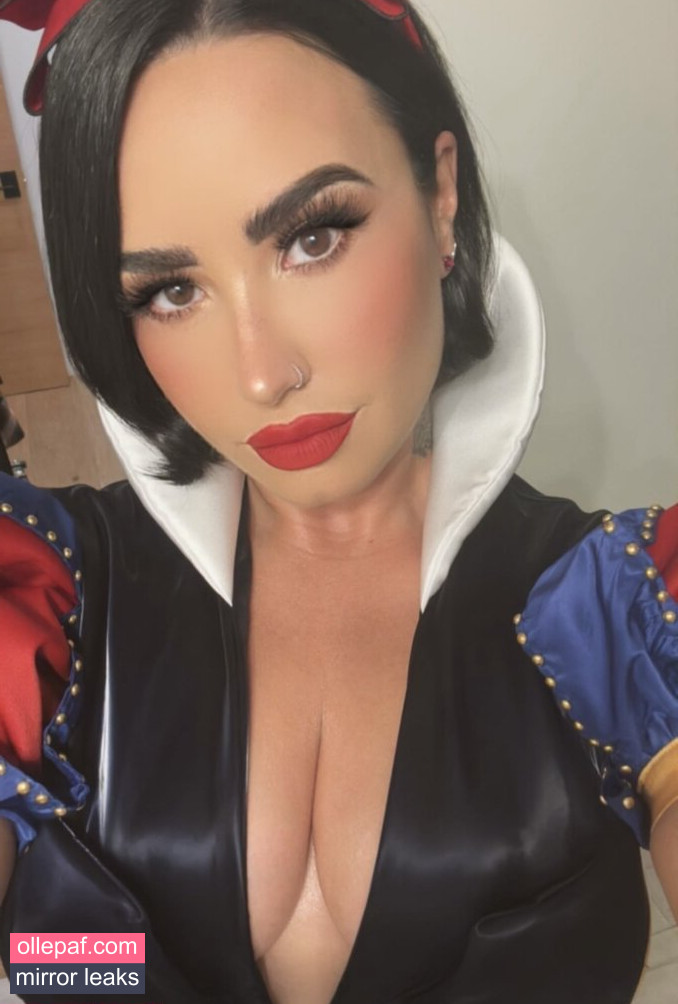 Latest Leaks Demi Lovato Nude #322 - Fapello