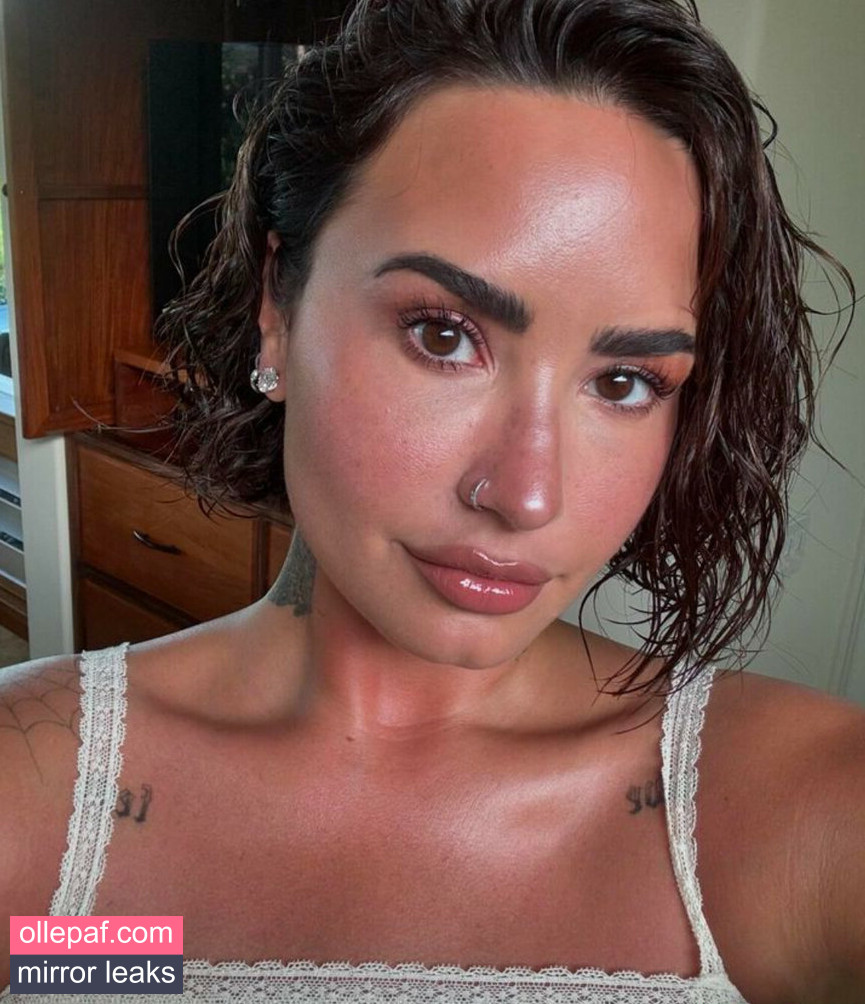 Latest Leaks Demi Lovato Nude #327 - Fapello