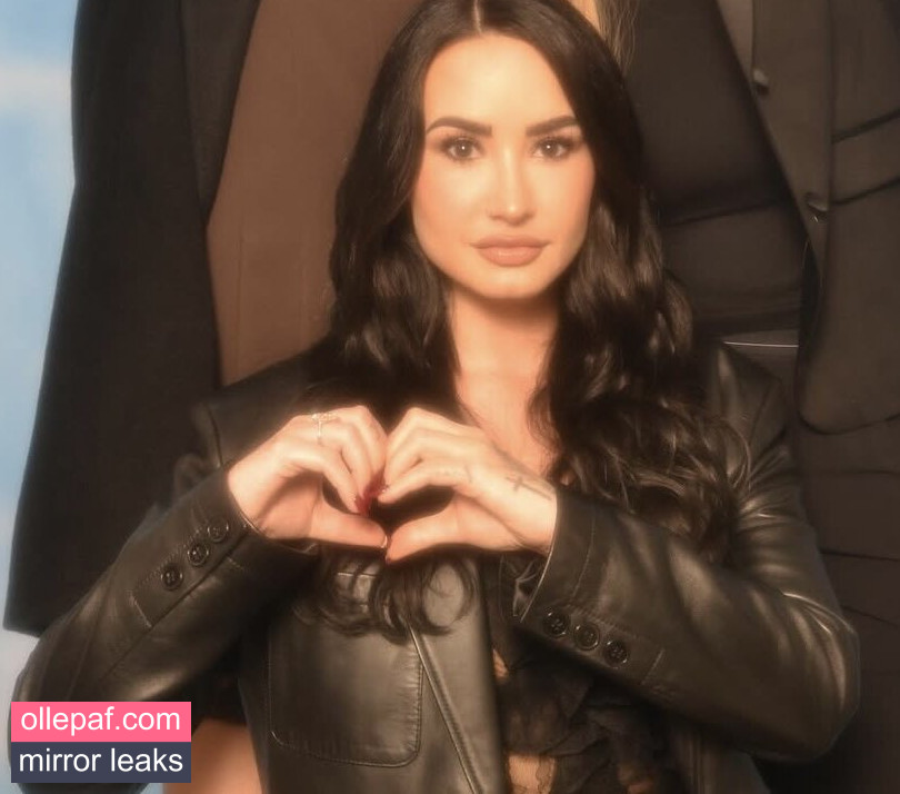 Latest Leaks Demi Lovato Nude #34 - Fapello