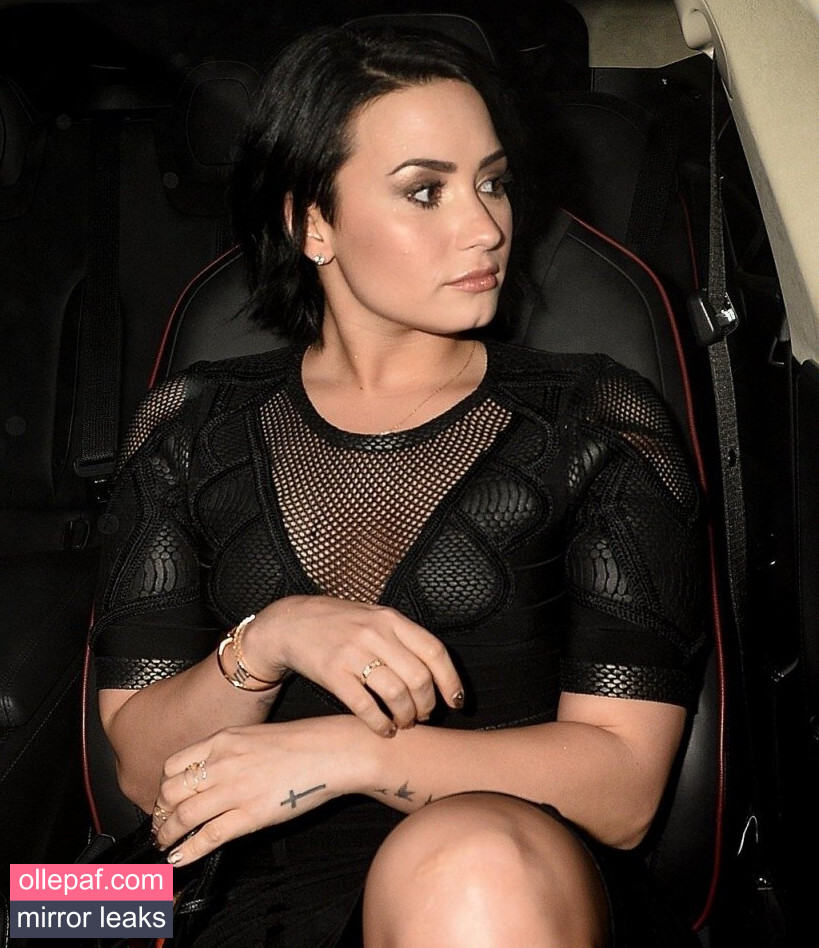 Latest Leaks Demi Lovato Nude #382 - Fapello