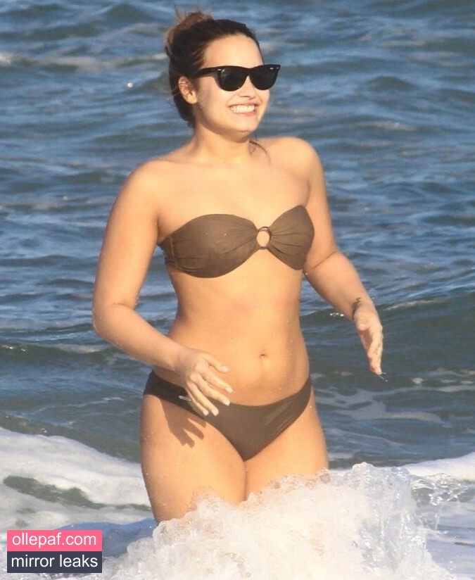 Latest Leaks Demi Lovato Nude #424 - Fapello