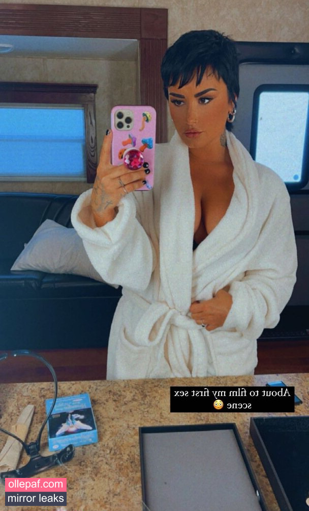 Latest Leaks Demi Lovato Nude #438 - Fapello