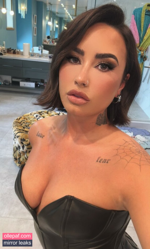 Latest Leaks Demi Lovato Nude #486 - Fapello