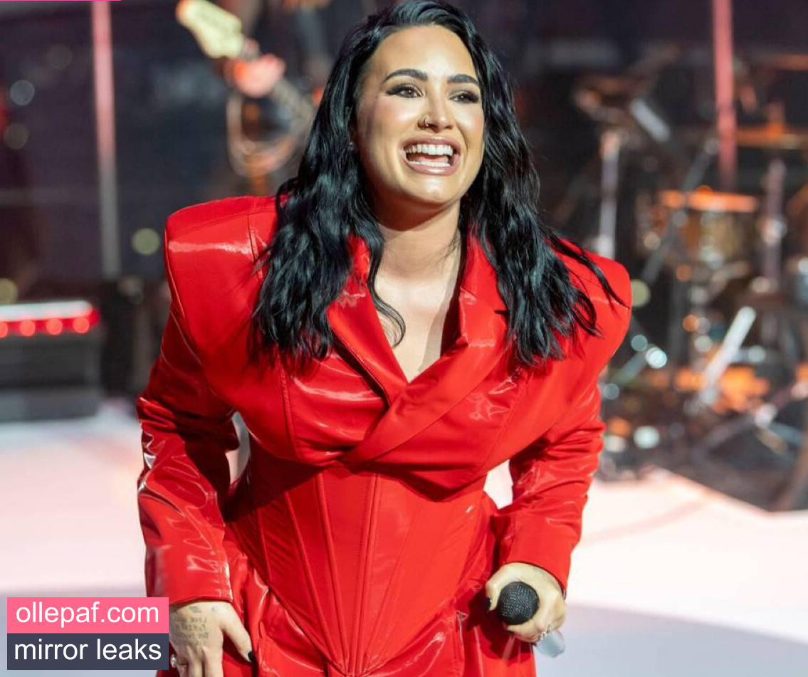 Latest Leaks Demi Lovato Nude #537 - Fapello