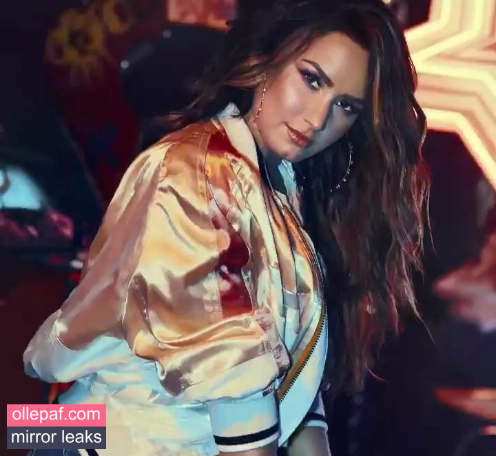 Latest Leaks Demi Lovato Nude #607 - Fapello
