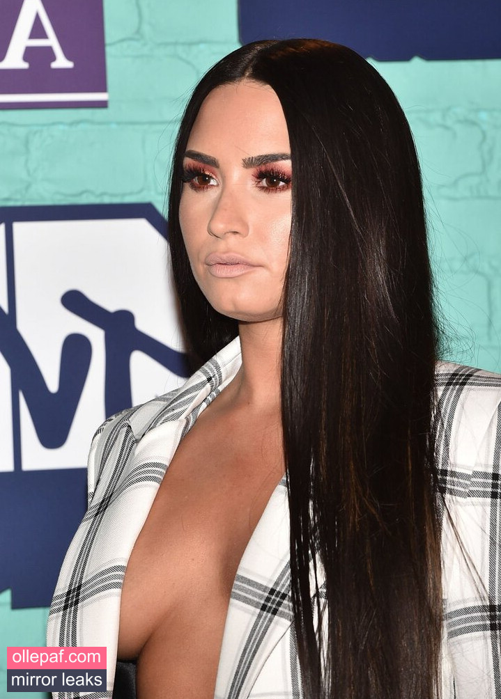 Latest Leaks Demi Lovato Nude #690 - Fapello