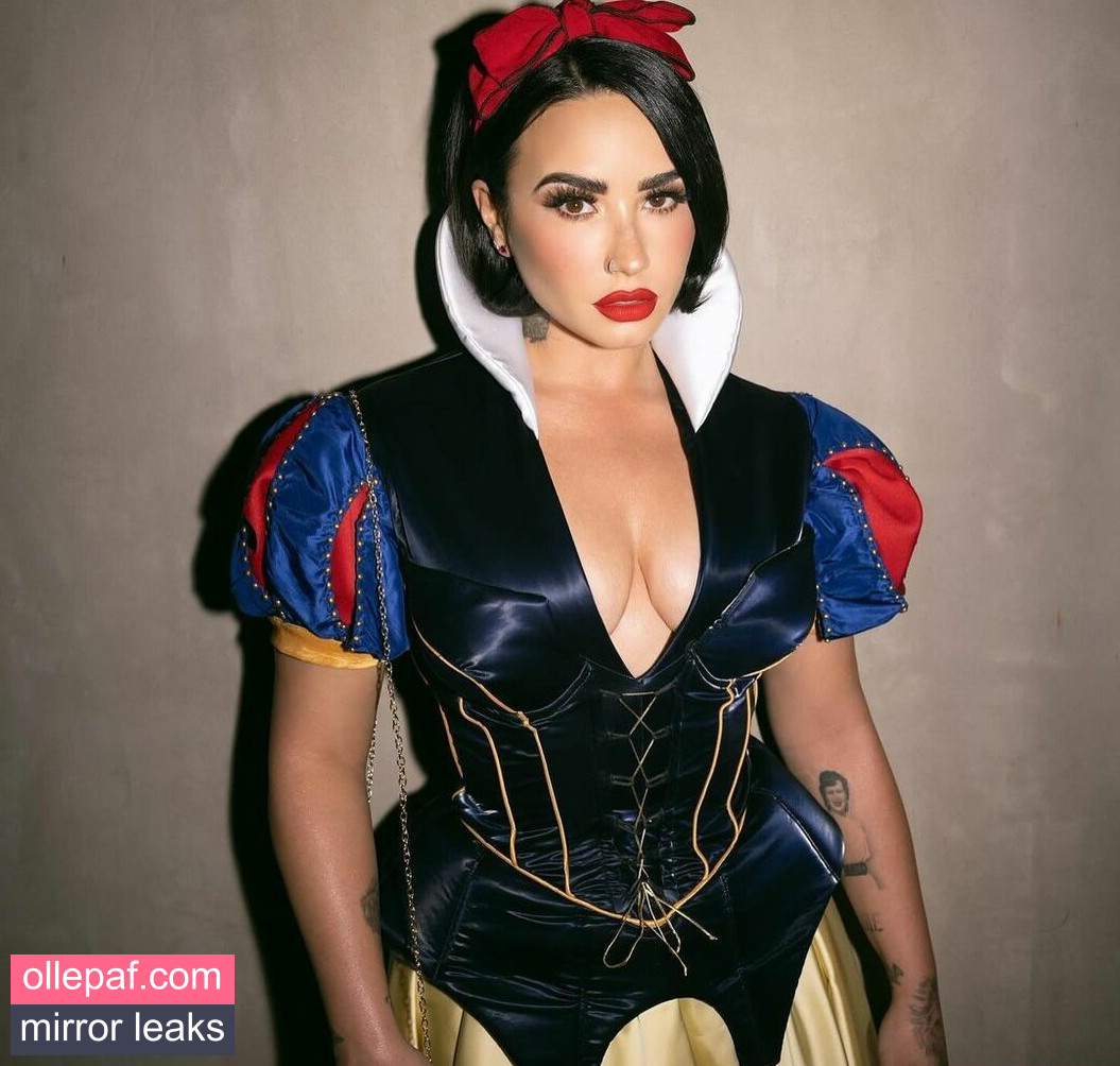 Latest Leaks Demi Lovato Nude #712 - Fapello